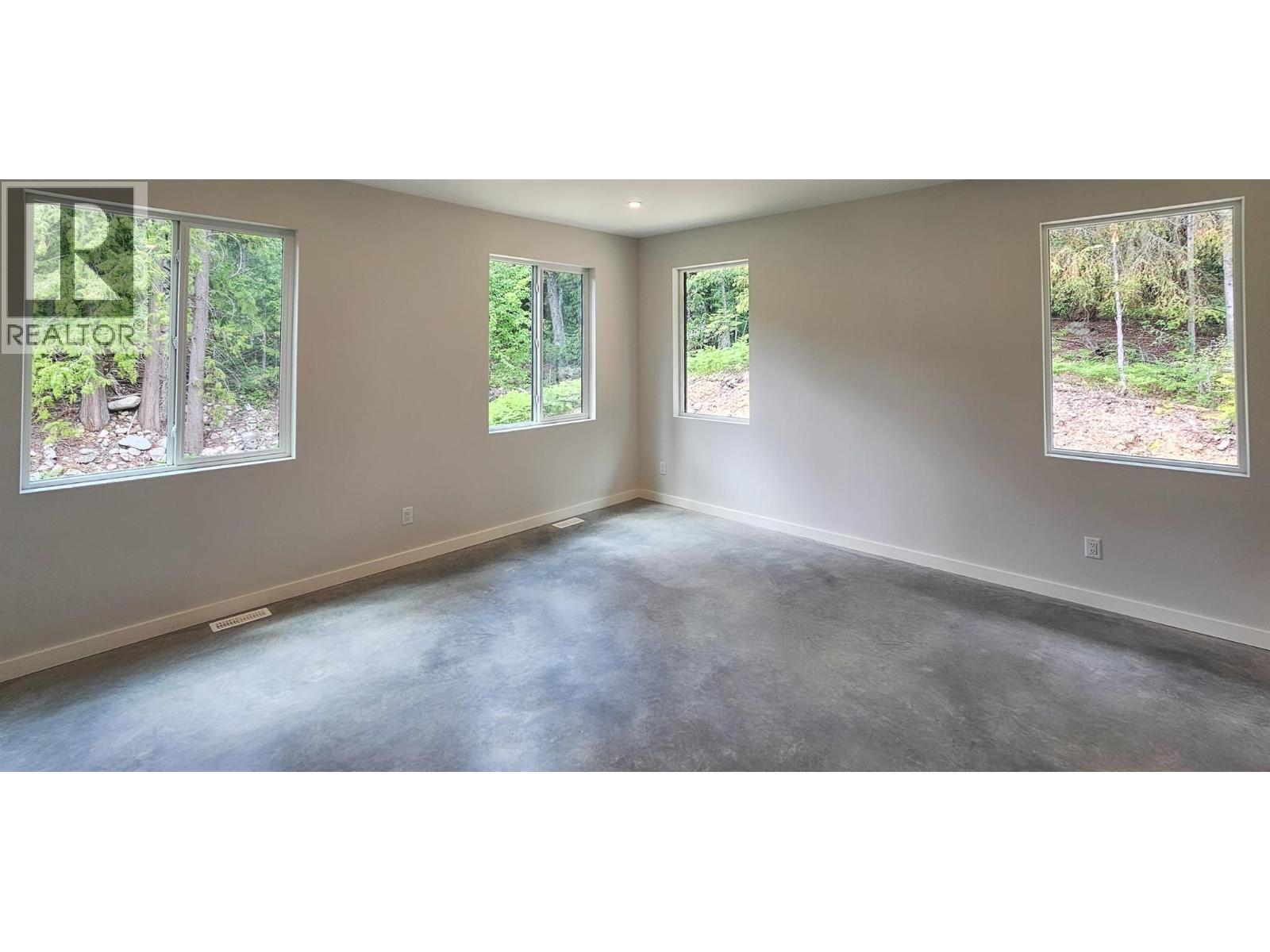 2801 Harlow Road, Nelson, British Columbia  V1L 6L3 - Photo 25 - 10350734