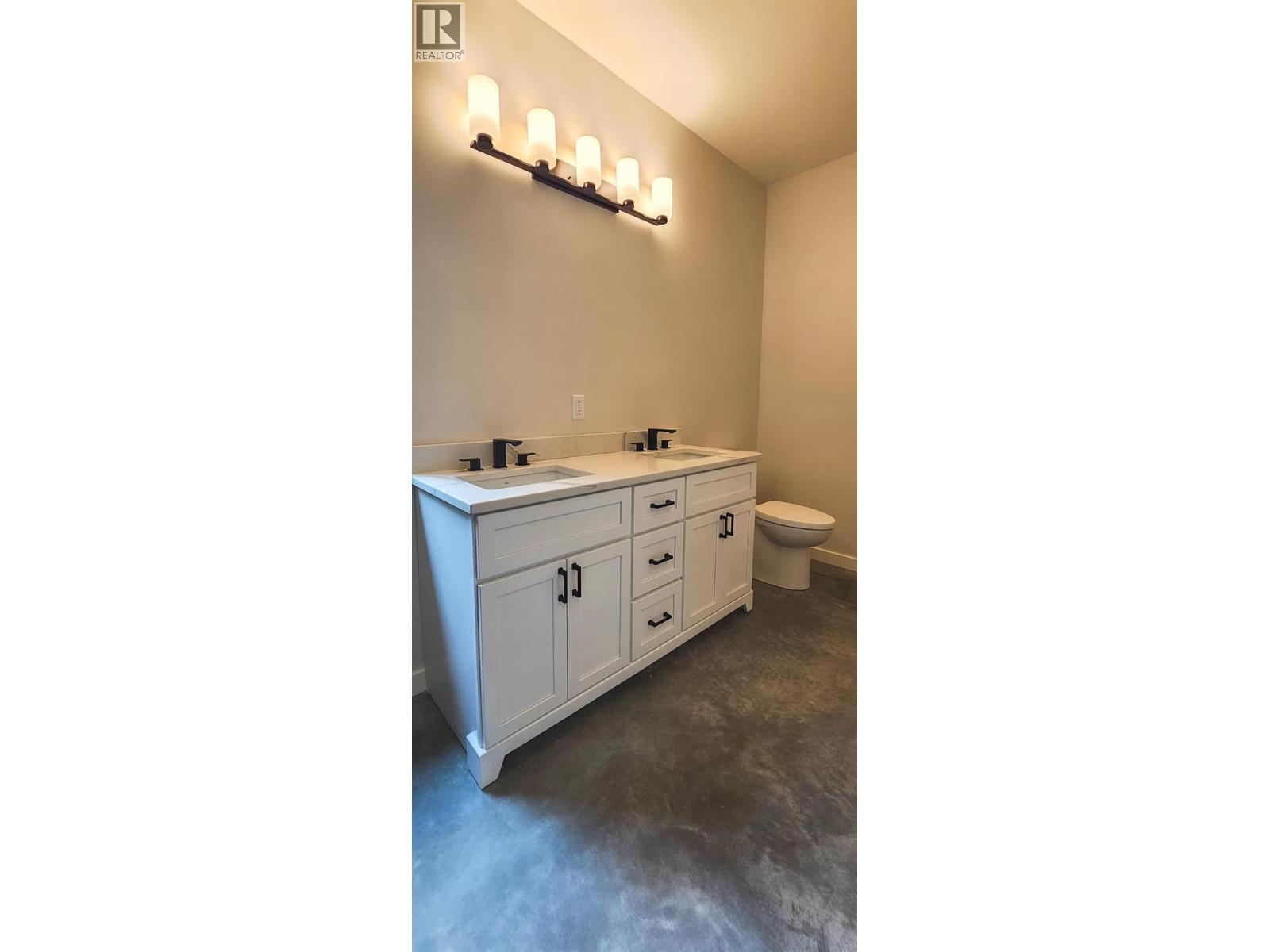 2801 Harlow Road, Nelson, British Columbia  V1L 6L3 - Photo 32 - 10350734