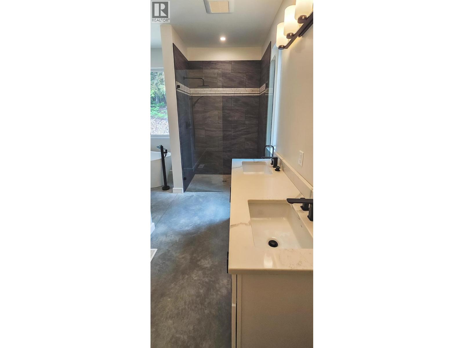 2801 Harlow Road, Nelson, British Columbia  V1L 6L3 - Photo 33 - 10350734