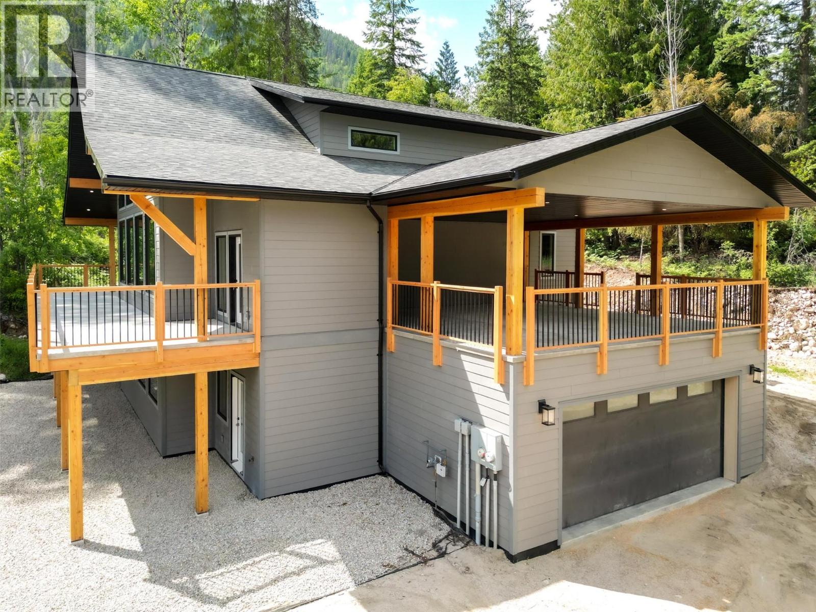 2801 Harlow Road, Nelson, British Columbia  V1L 6L3 - Photo 81 - 10350734