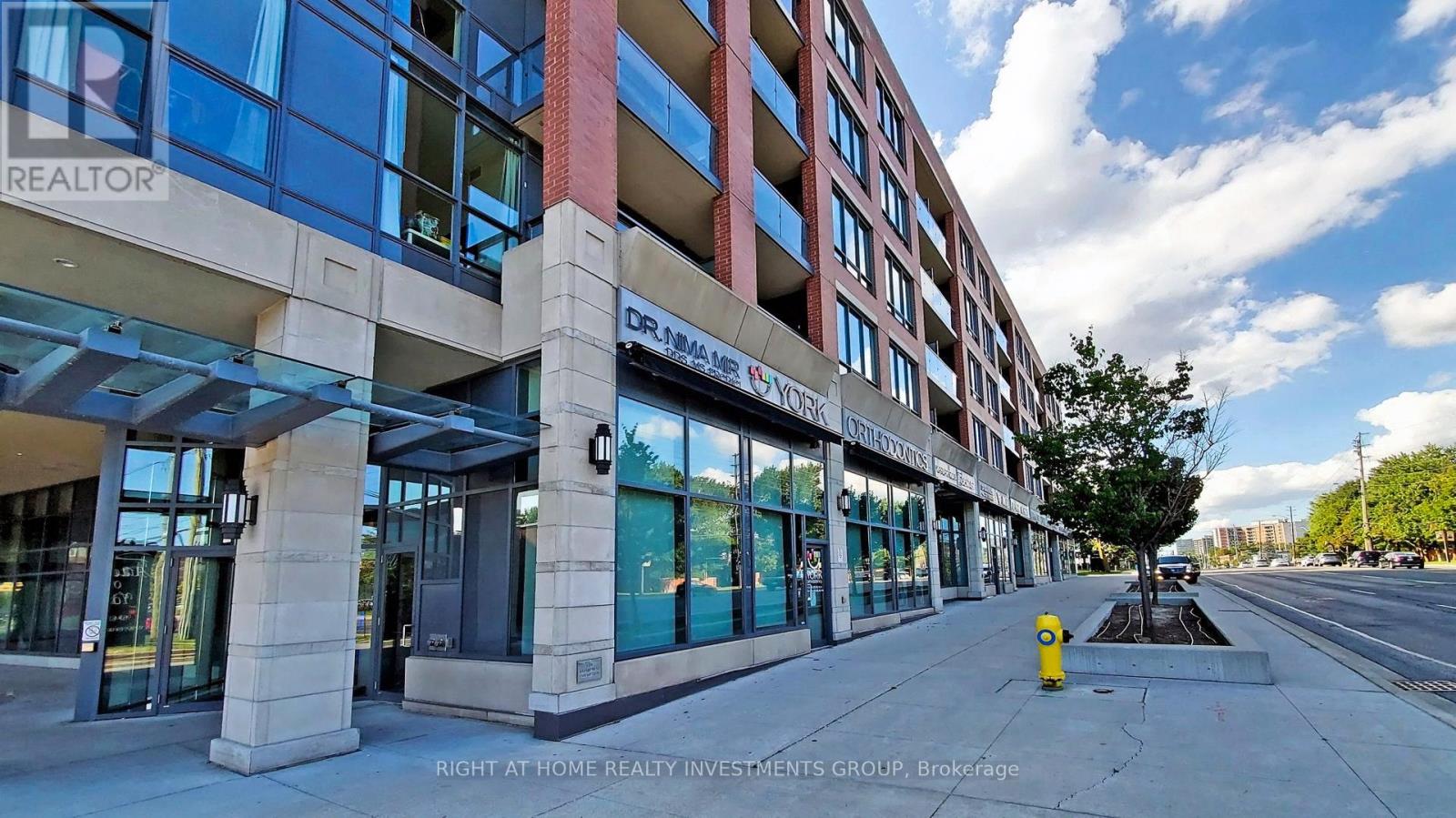 430 - 7608 Yonge Street, Vaughan, Ontario  L4J 0J5 - Photo 2 - N12452395