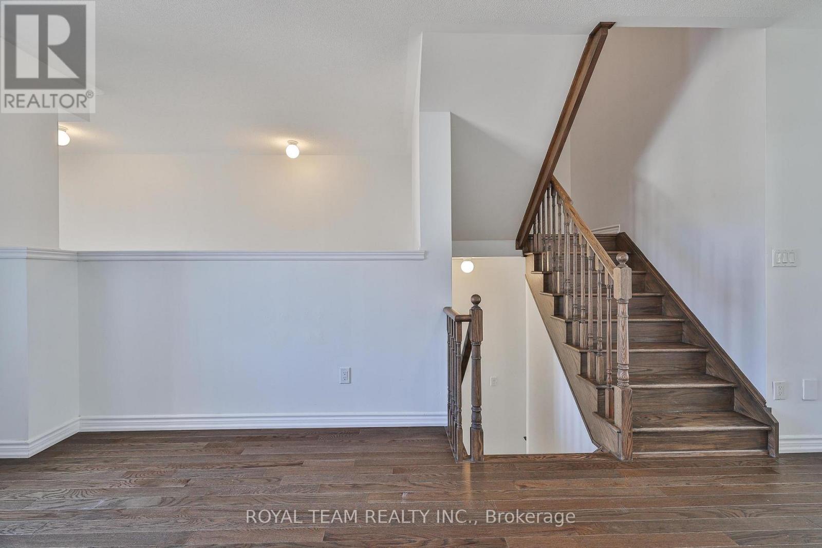 25 Sandwell Street, Vaughan, Ontario  L4H 4S4 - Photo 11 - N12452424