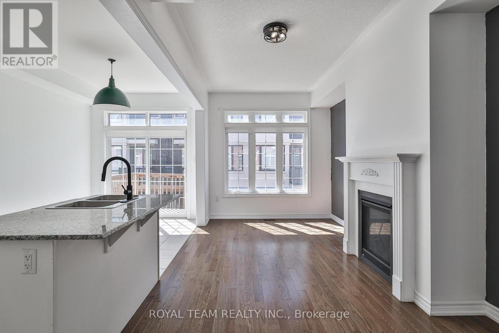 25 Sandwell Street, Vaughan, Ontario  L4H 4S4 - Photo 12 - N12452424