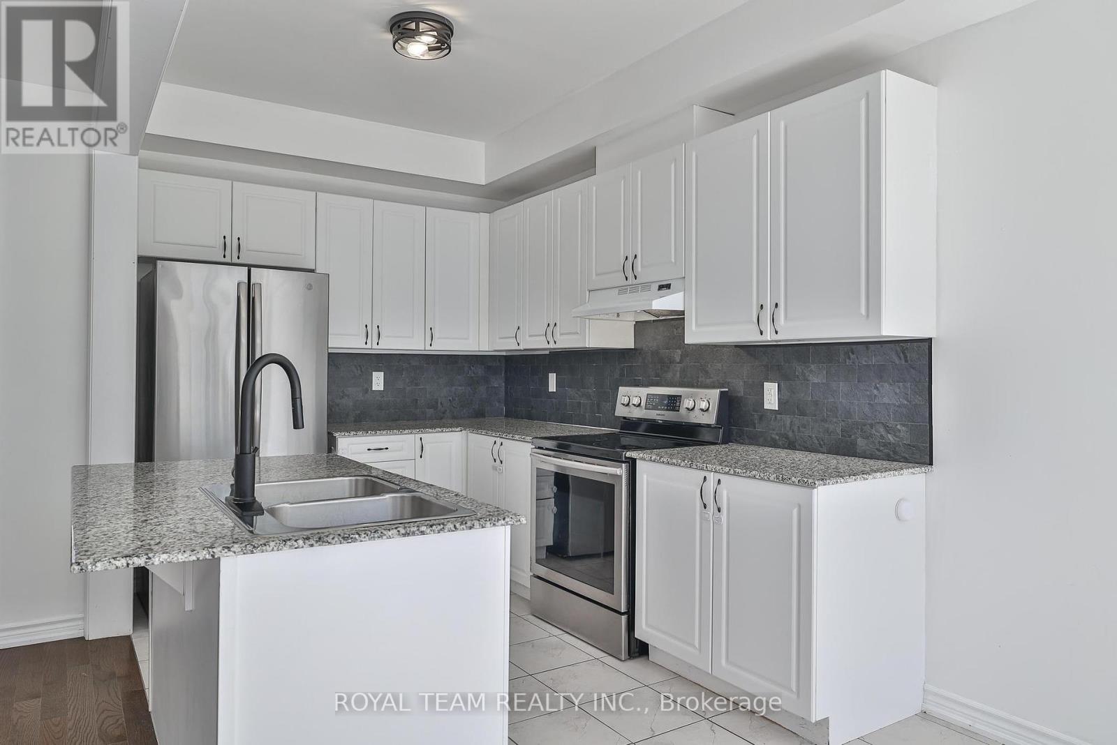 25 Sandwell Street, Vaughan, Ontario  L4H 4S4 - Photo 19 - N12452424