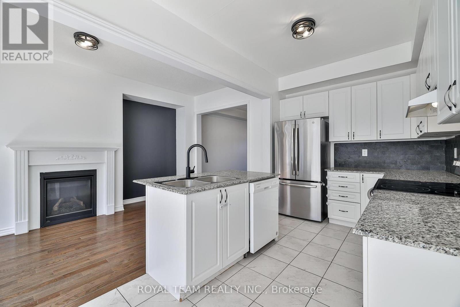 25 Sandwell Street, Vaughan, Ontario  L4H 4S4 - Photo 24 - N12452424