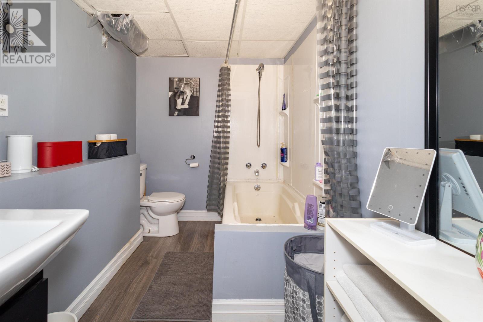 657 George Street, New Waterford, Nova Scotia  B1H 4E7 - Photo 42 - 202525339