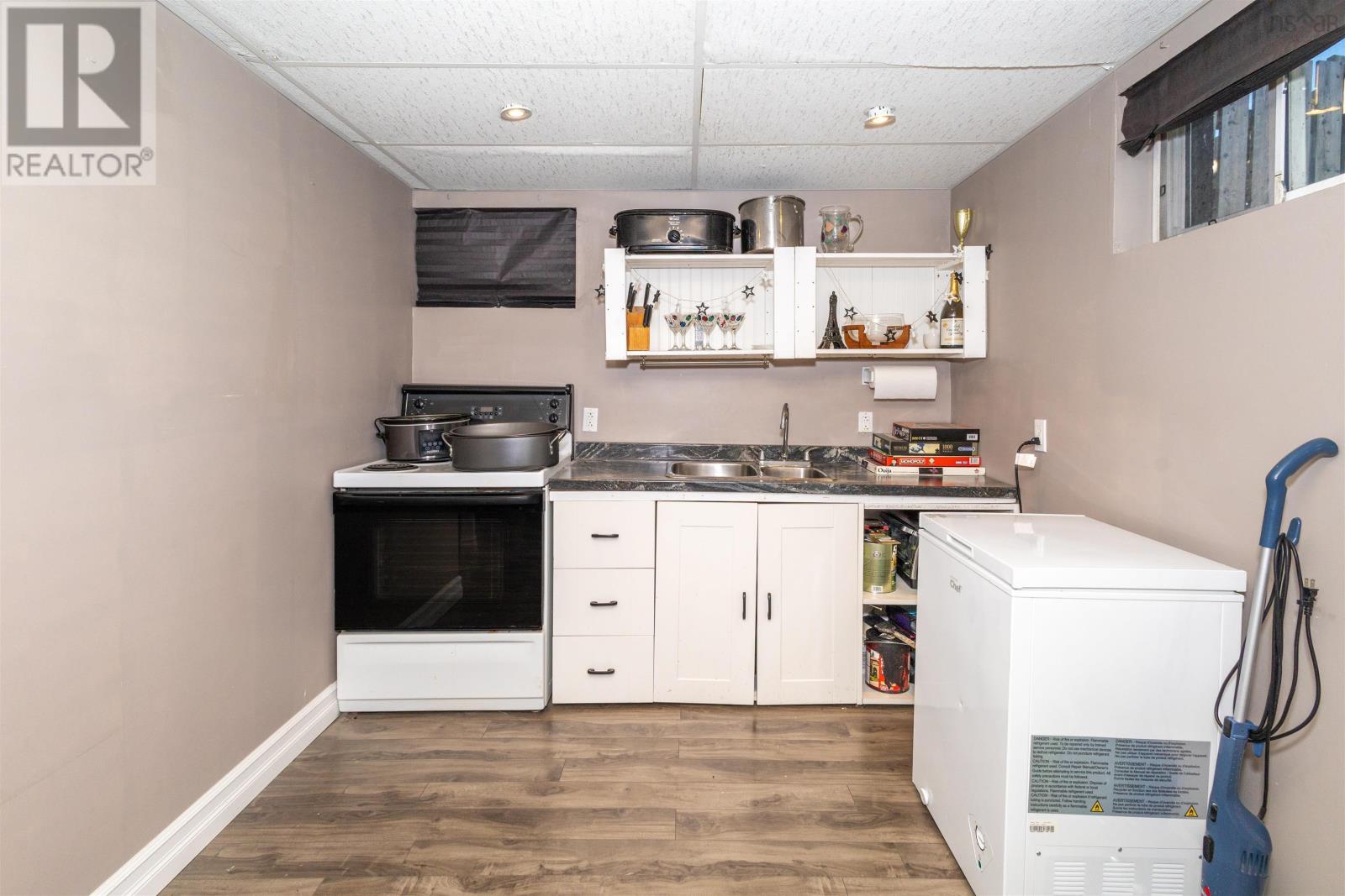 657 George Street, New Waterford, Nova Scotia  B1H 4E7 - Photo 40 - 202525339