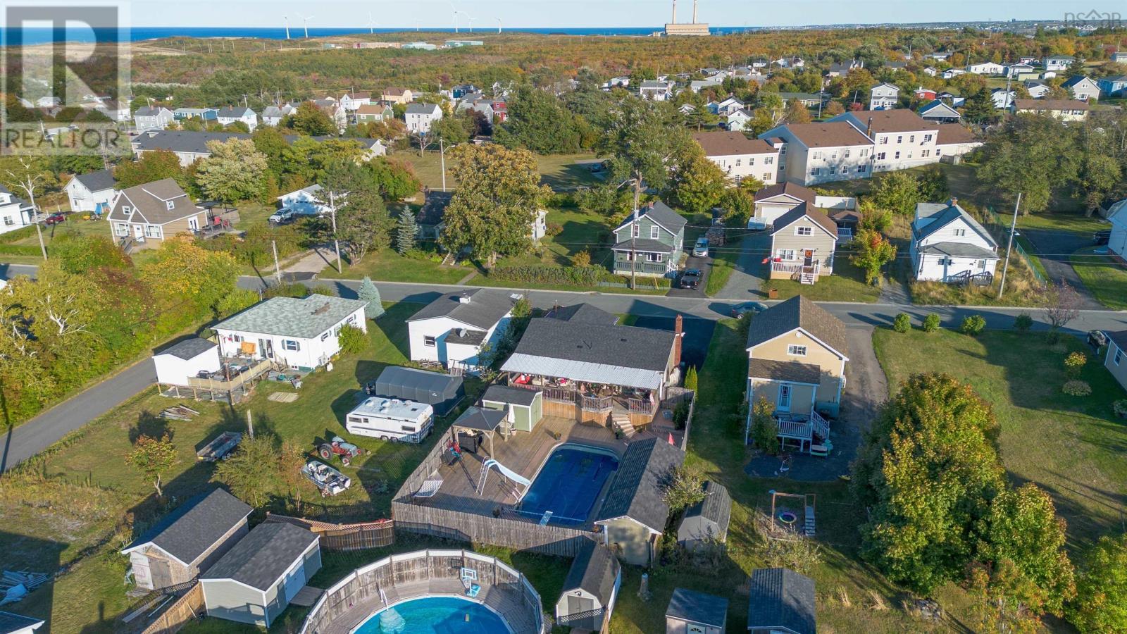 657 George Street, New Waterford, Nova Scotia  B1H 4E7 - Photo 7 - 202525339