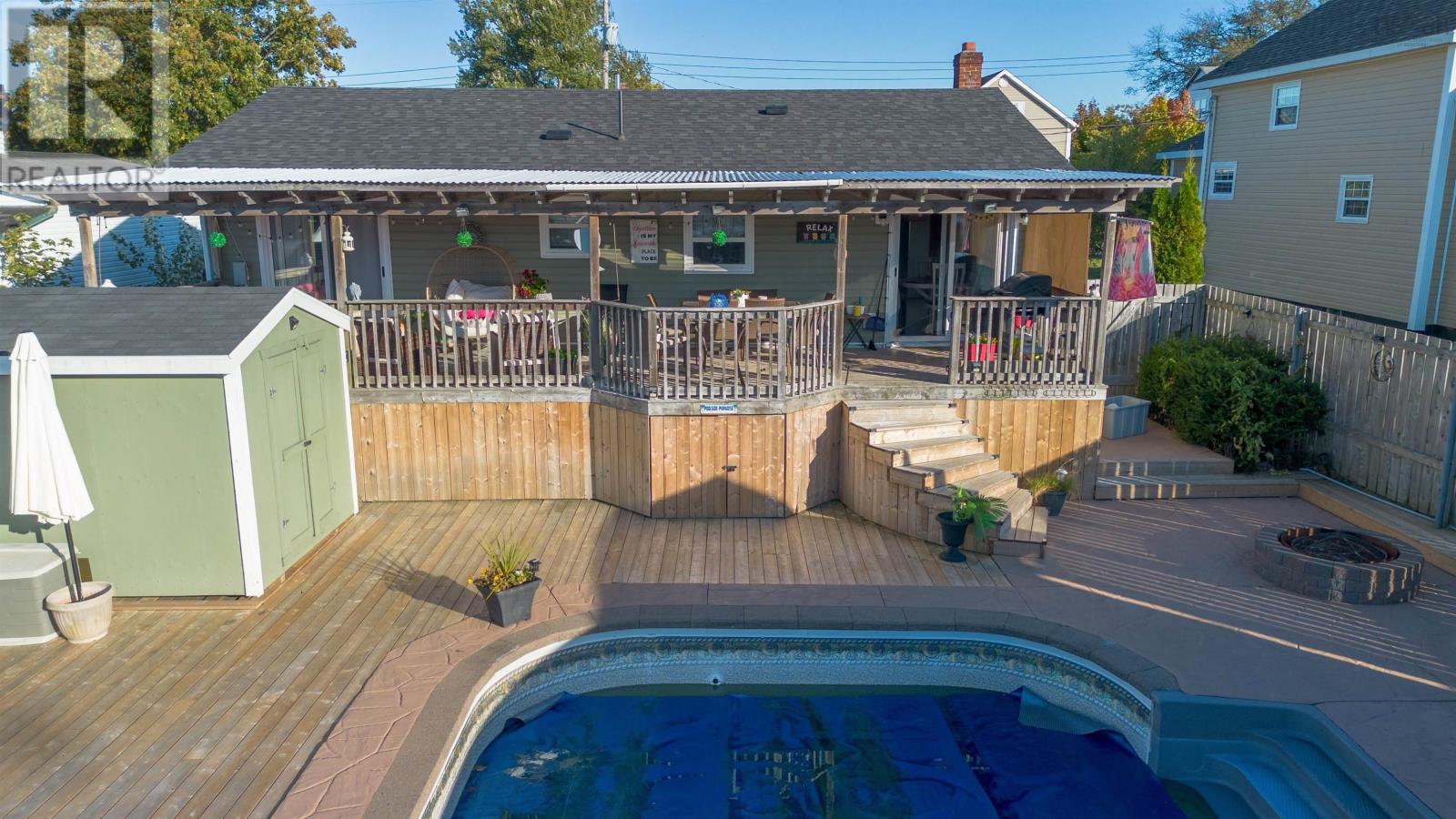 657 George Street, New Waterford, Nova Scotia  B1H 4E7 - Photo 44 - 202525339