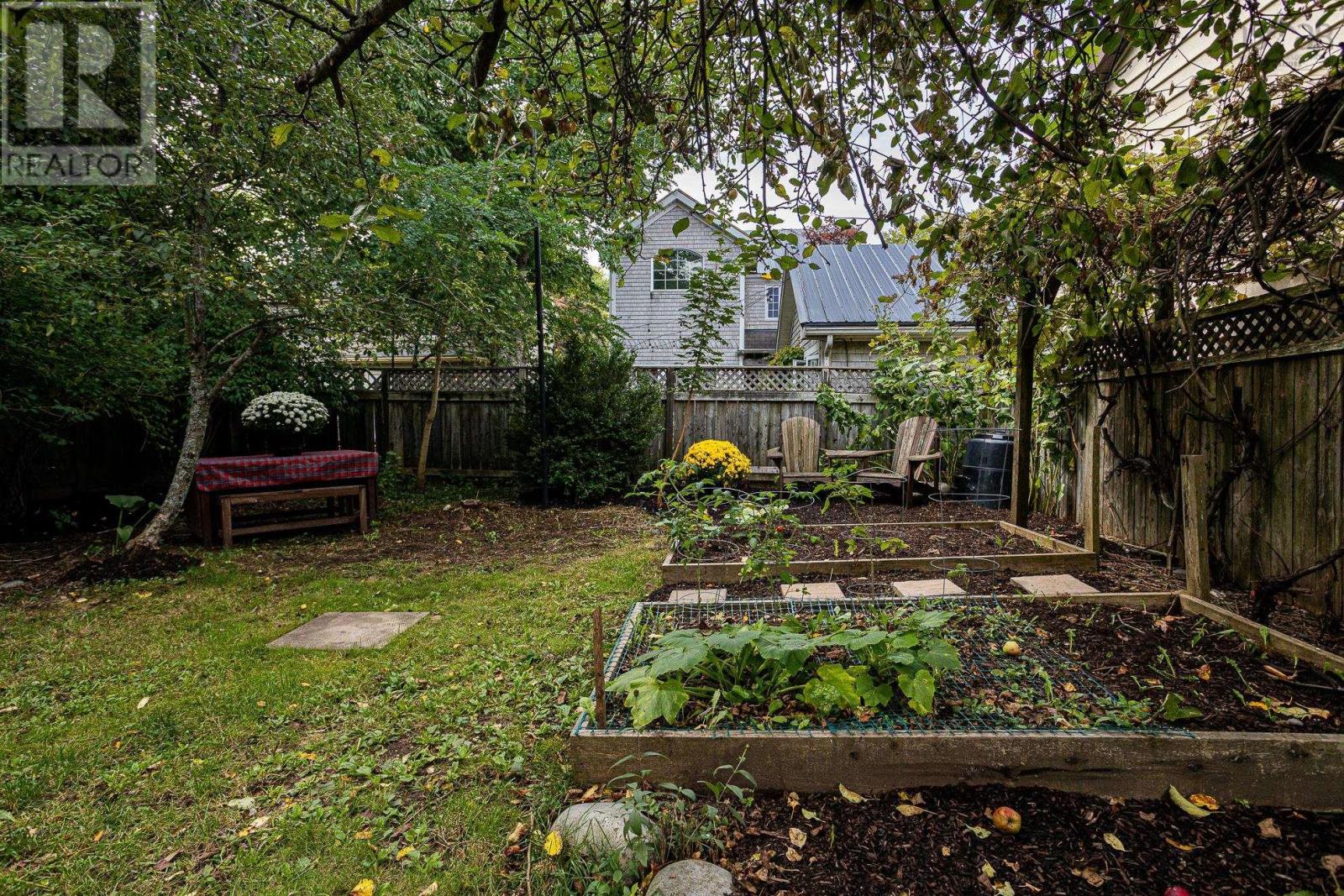 2578 Poplar Street, Halifax, Nova Scotia  B3L 2Y8 - Photo 37 - 202523031