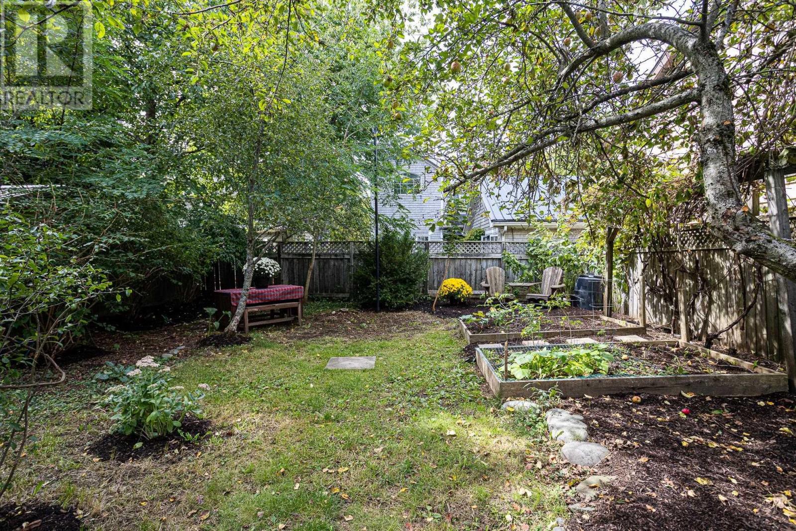 2578 Poplar Street, Halifax, Nova Scotia  B3L 2Y8 - Photo 34 - 202523031