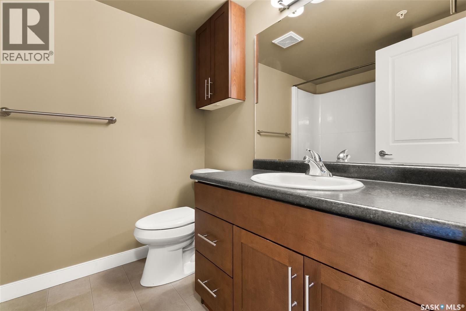 107 2311 Windsor Park Road, Regina, Saskatchewan  S4V 1S2 - Photo 16 - SK020422