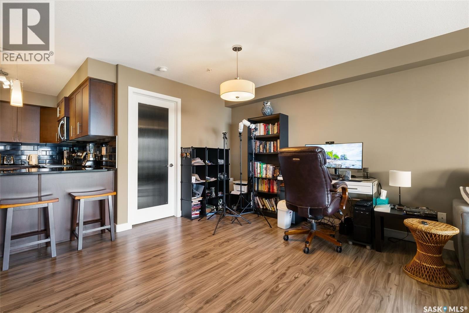 107 2311 Windsor Park Road, Regina, Saskatchewan  S4V 1S2 - Photo 8 - SK020422