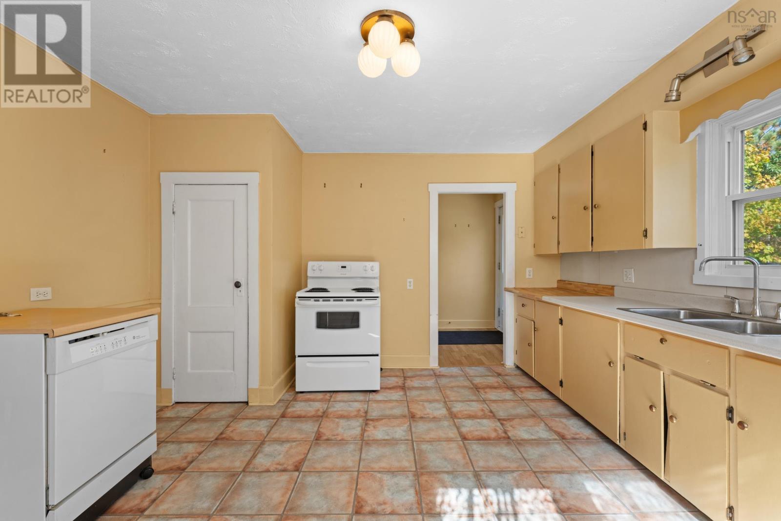 42 Charles Hiltz Road, Western Shore, Nova Scotia  B0J 3M0 - Photo 15 - 202525447