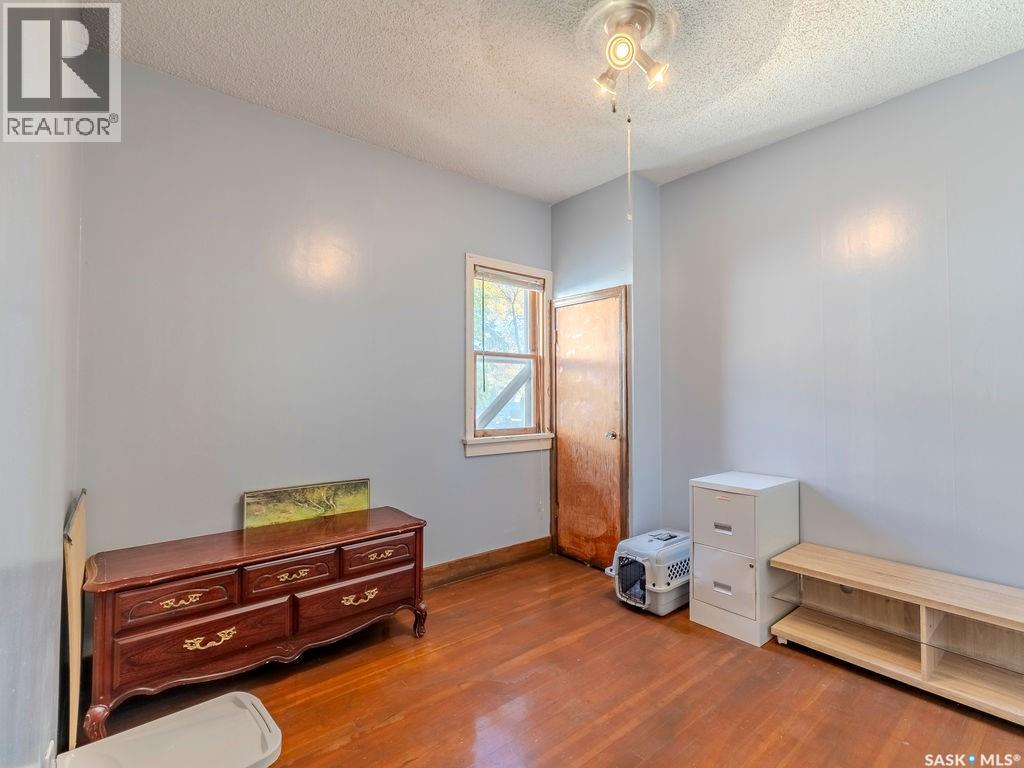 200 11th Street E, Prince Albert, Saskatchewan  S6V 1A3 - Photo 15 - SK020370