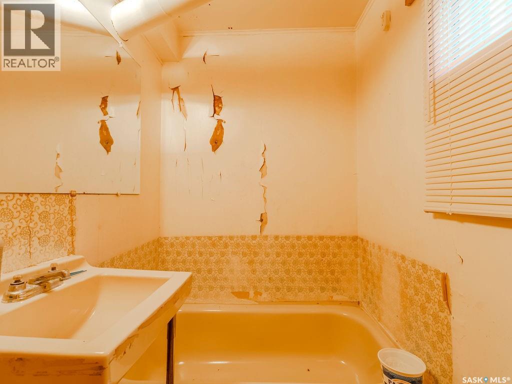 200 11th Street E, Prince Albert, Saskatchewan  S6V 1A3 - Photo 25 - SK020370