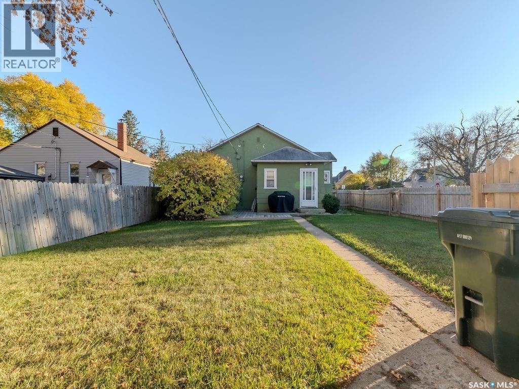 200 11th Street E, Prince Albert, Saskatchewan  S6V 1A3 - Photo 34 - SK020370