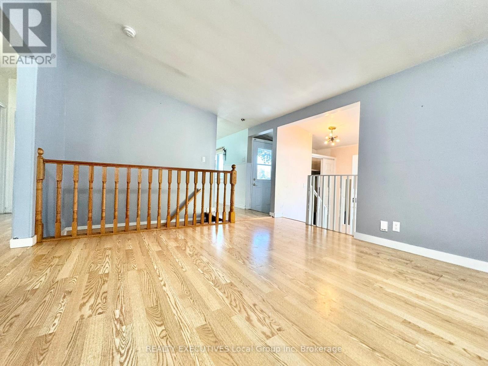 286 Leonard Street, North Bay, Ontario  P1B 5K2 - Photo 8 - X12452556