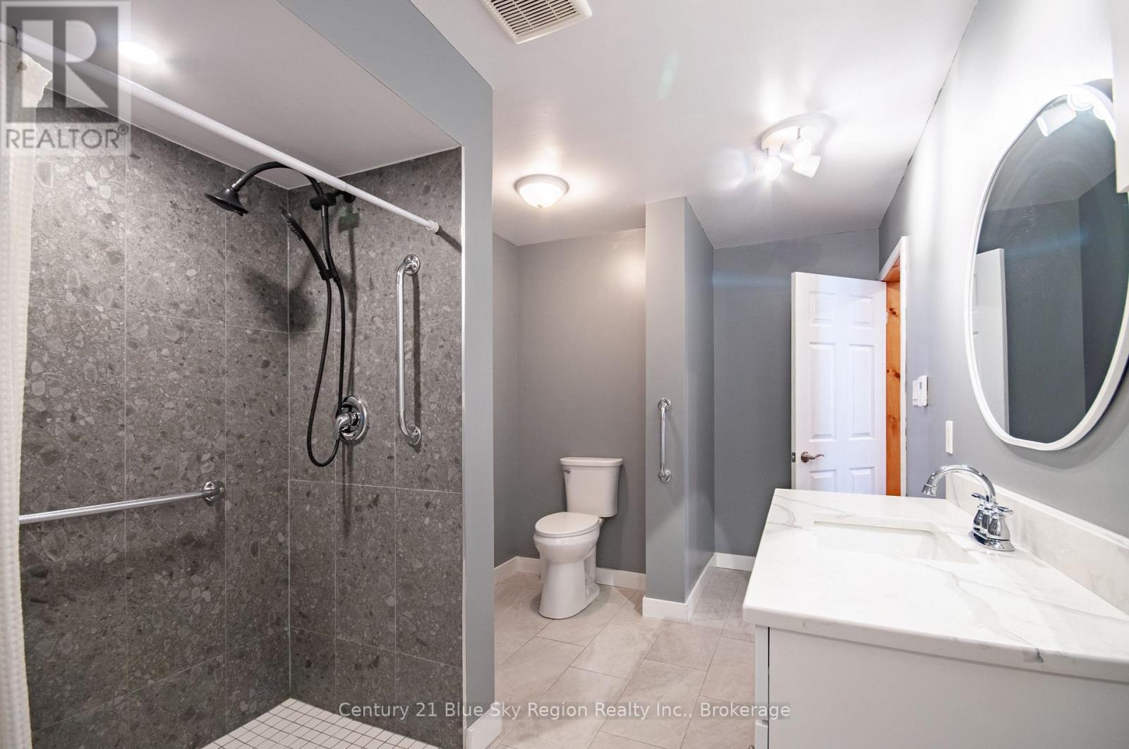 202 Yellek Trail, North Bay, Ontario  P1B 8G5 - Photo 17 - X12452557