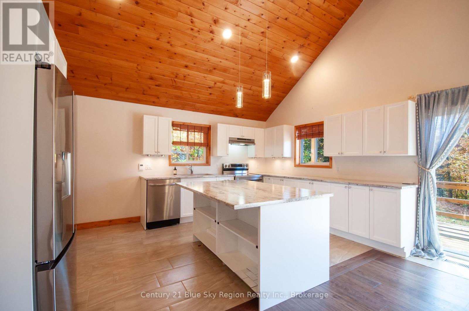 202 Yellek Trail, North Bay, Ontario  P1B 8G5 - Photo 8 - X12452557