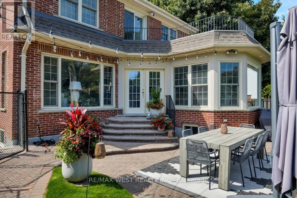 207 Ellis Avenue, Toronto, Ontario  M6S 2X4 - Photo 41 - W12400918