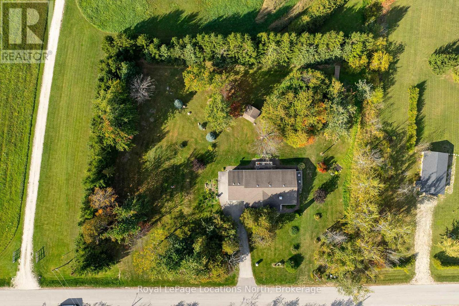 14 Sydenham Trail W, Clearview, Ontario  L0M 1H0 - Photo 40 - S12452472