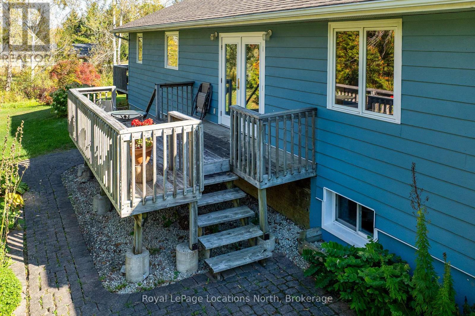 14 Sydenham Trail W, Clearview, Ontario  L0M 1H0 - Photo 43 - S12452472