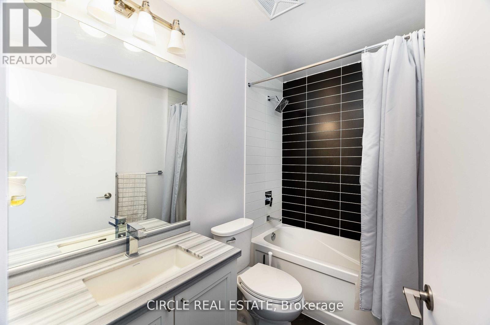 Ph04 - 4011 Brickstone Mews Road, Mississauga, Ontario  L5B 0J7 - Photo 8 - W12452392