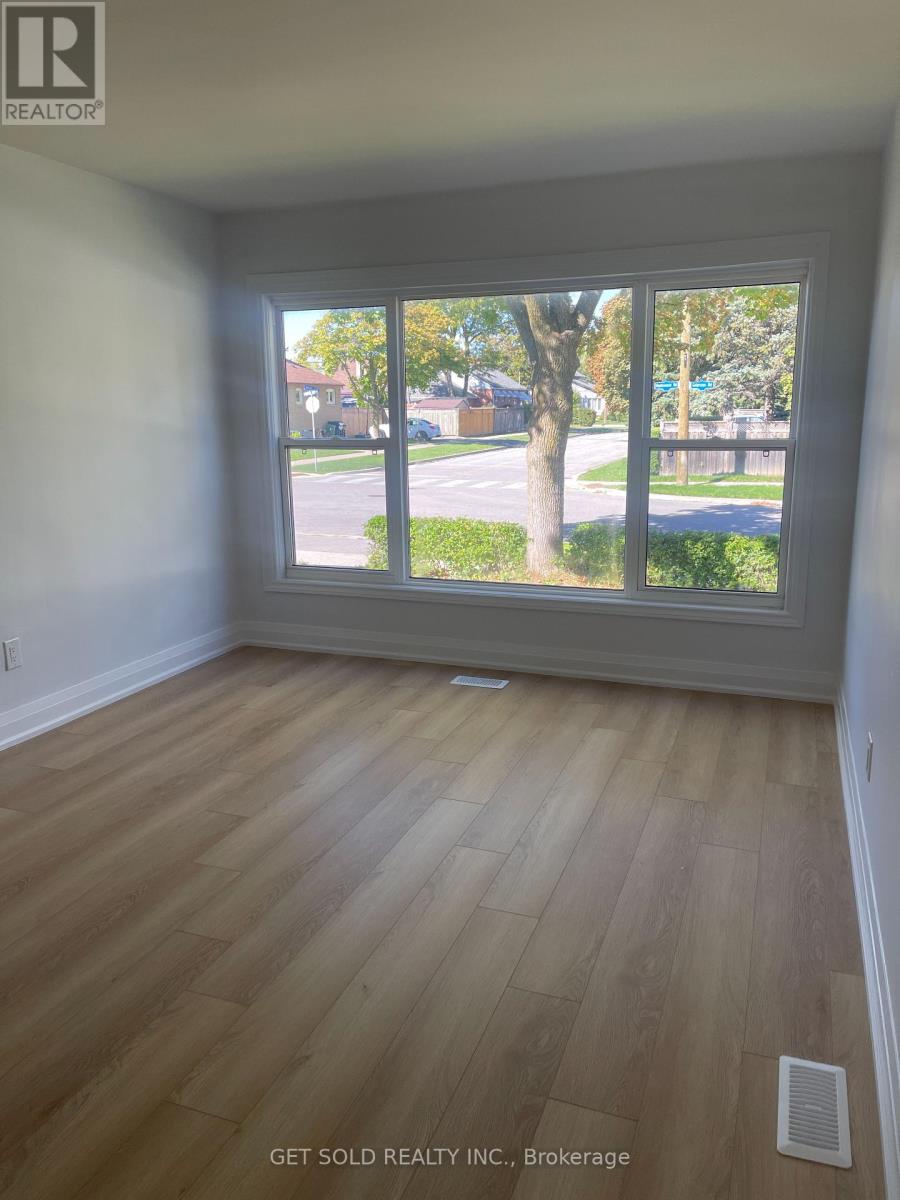 Main - 62 Grierson Road, Toronto, Ontario  M9W 3R3 - Photo 3 - W12452404