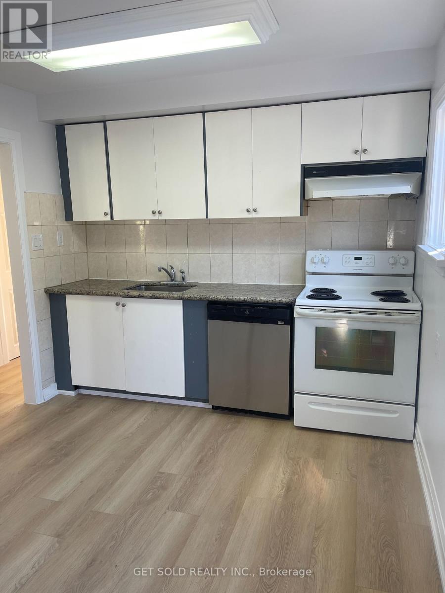 Main - 62 Grierson Road, Toronto, Ontario  M9W 3R3 - Photo 4 - W12452404
