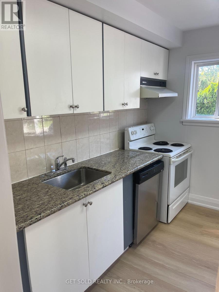 Main - 62 Grierson Road, Toronto, Ontario  M9W 3R3 - Photo 5 - W12452404