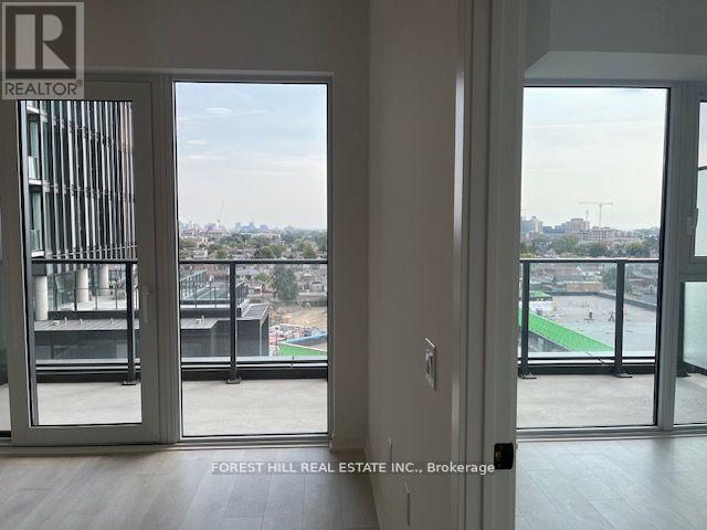 802 - 1285 Dupont Street, Toronto, Ontario  M6H 0E3 - Photo 3 - W12452413