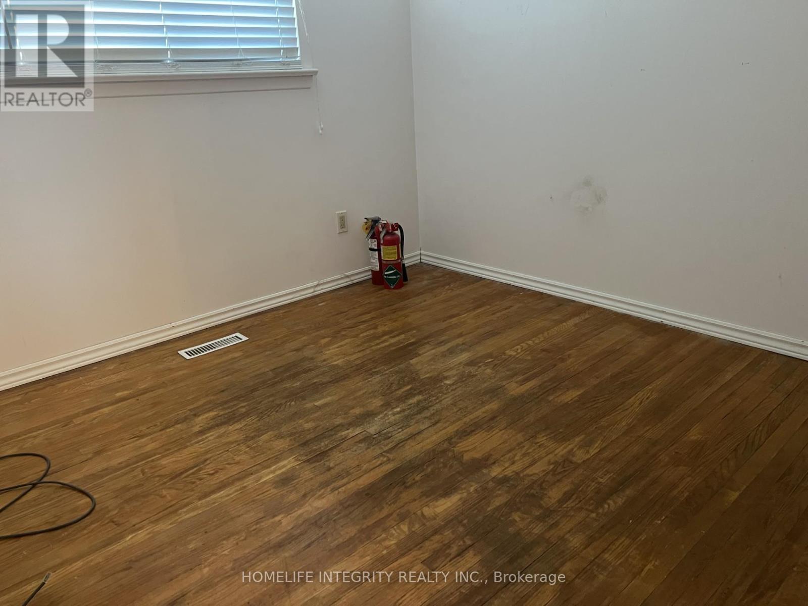 163 Archdekin Drive, Brampton, Ontario  L6V 1Y8 - Photo 16 - W12452426