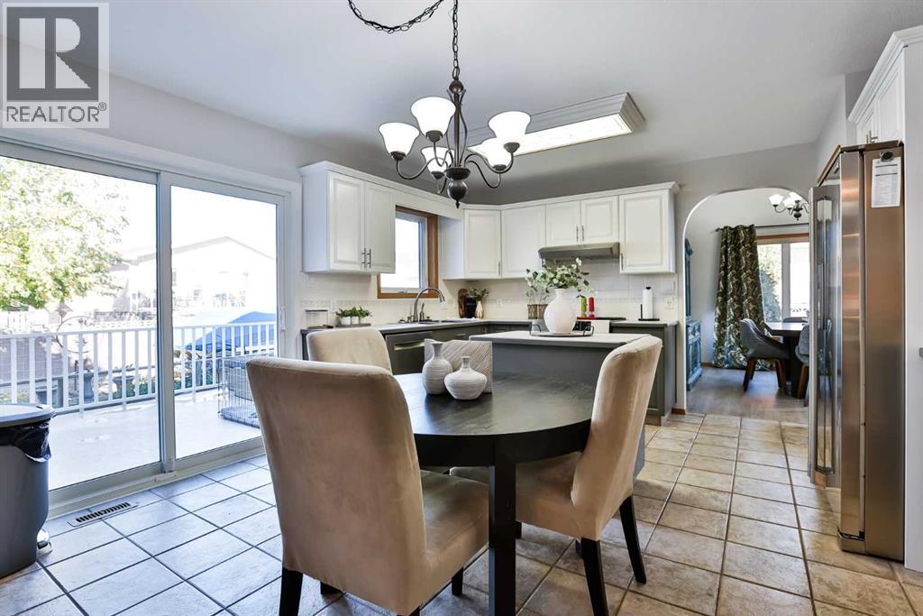 136 Cougar Road N, Lethbridge, Alberta  T1H 6P8 - Photo 6 - A2262490