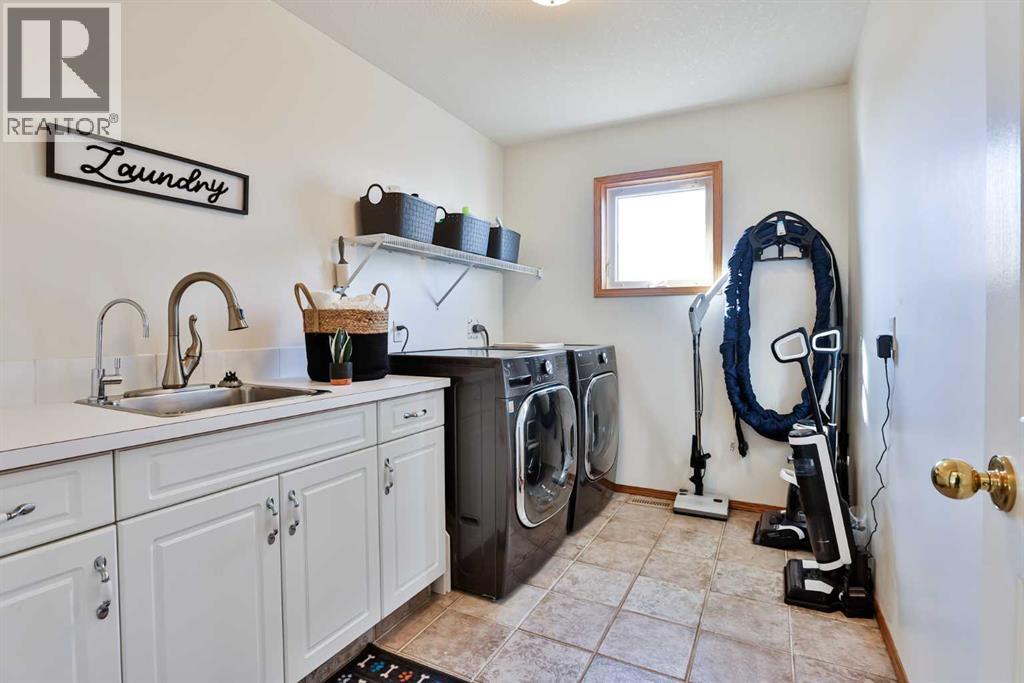 136 Cougar Road N, Lethbridge, Alberta  T1H 6P8 - Photo 10 - A2262490