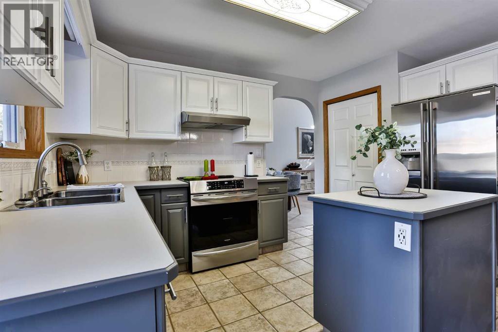136 Cougar Road N, Lethbridge, Alberta  T1H 6P8 - Photo 7 - A2262490