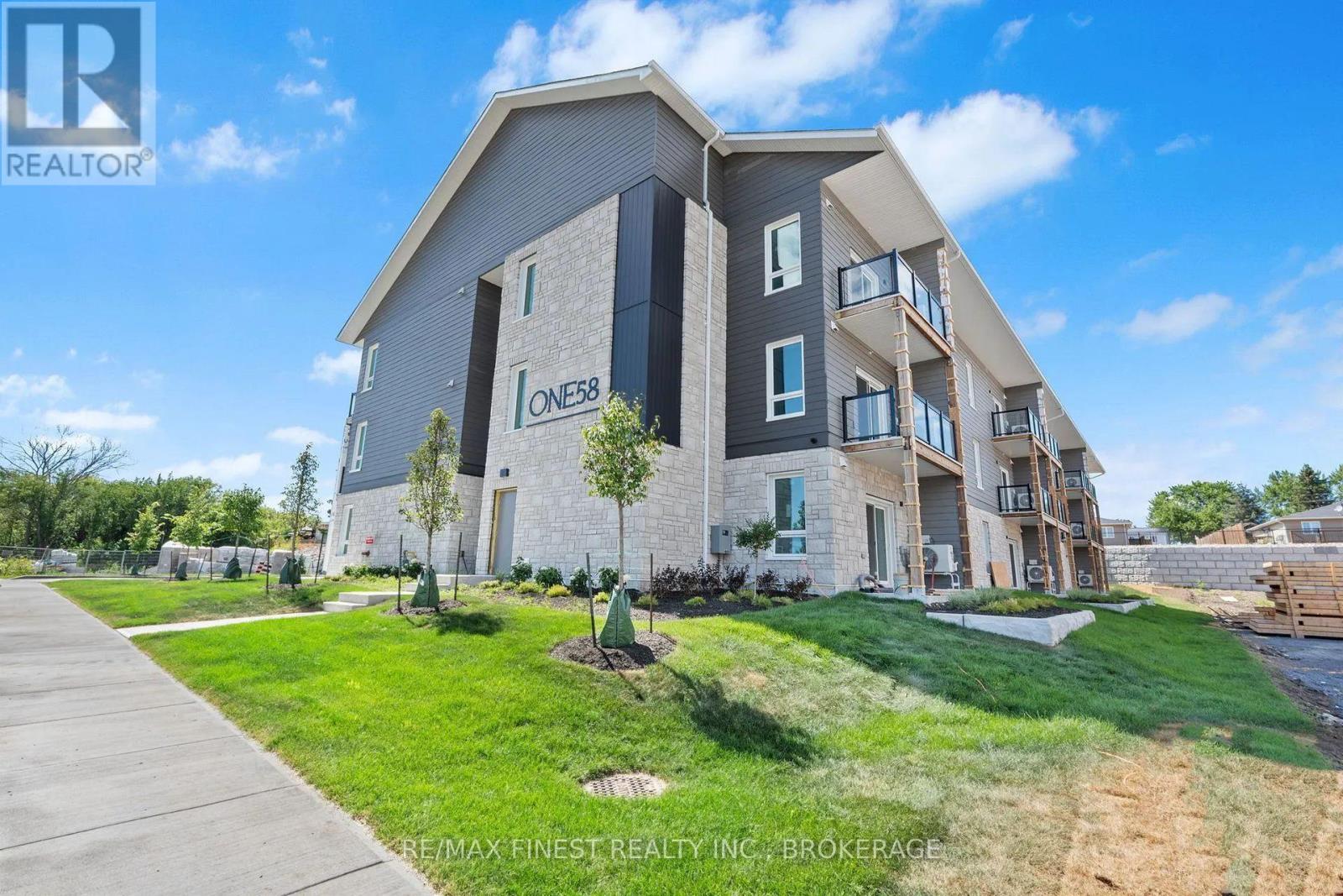 104 - 158 HERITAGE PARK DRIVE, Greater Napanee, Ontario