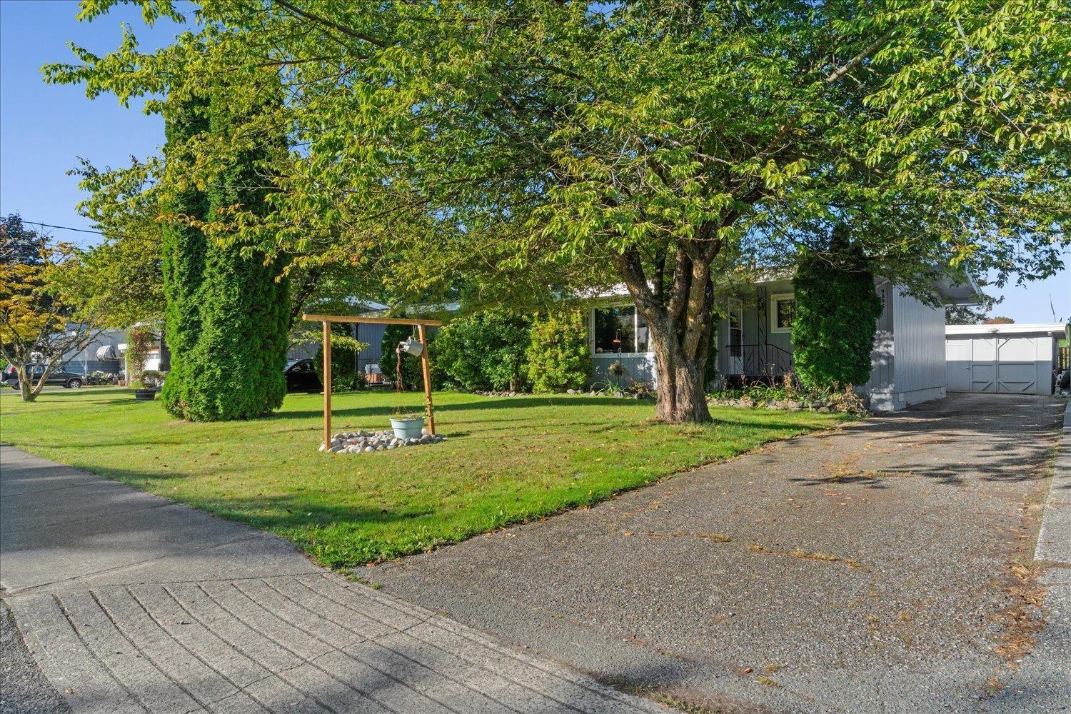 Property at 9395 CARLETON STREET image 3