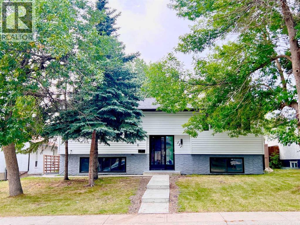 131 Whiteview Close Ne, Calgary, Alberta  T1Y 1R1 - Photo 1 - A2255442