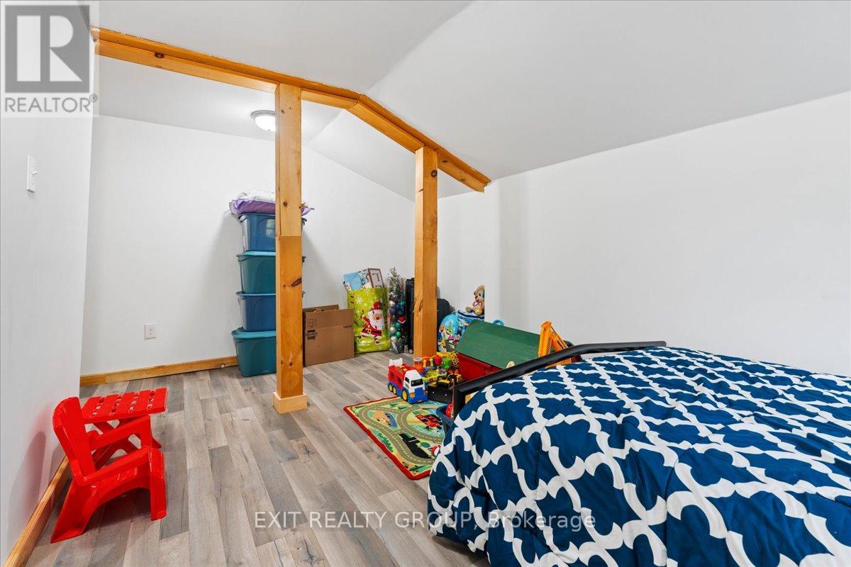 52 County Road 15, Prince Edward County (Sophiasburg Ward), Ontario  K0K 1W0 - Photo 19 - X12452511