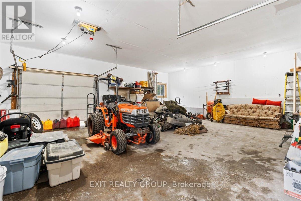 52 County Road 15, Prince Edward County (Sophiasburg Ward), Ontario  K0K 1W0 - Photo 26 - X12452511
