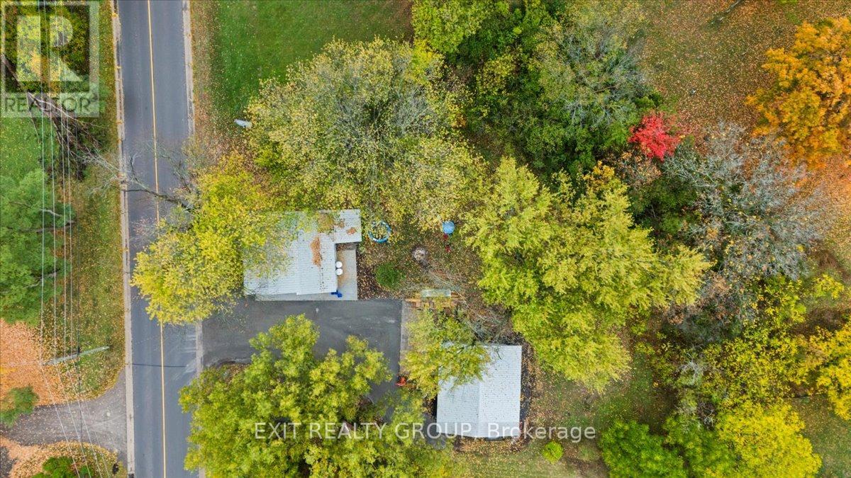 52 County Road 15, Prince Edward County (Sophiasburg Ward), Ontario  K0K 1W0 - Photo 33 - X12452511