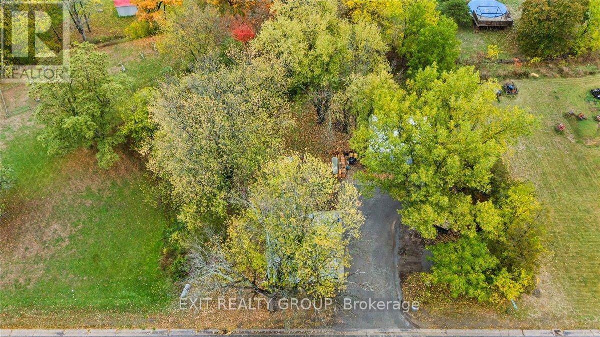 52 County Road 15, Prince Edward County (Sophiasburg Ward), Ontario  K0K 1W0 - Photo 34 - X12452511