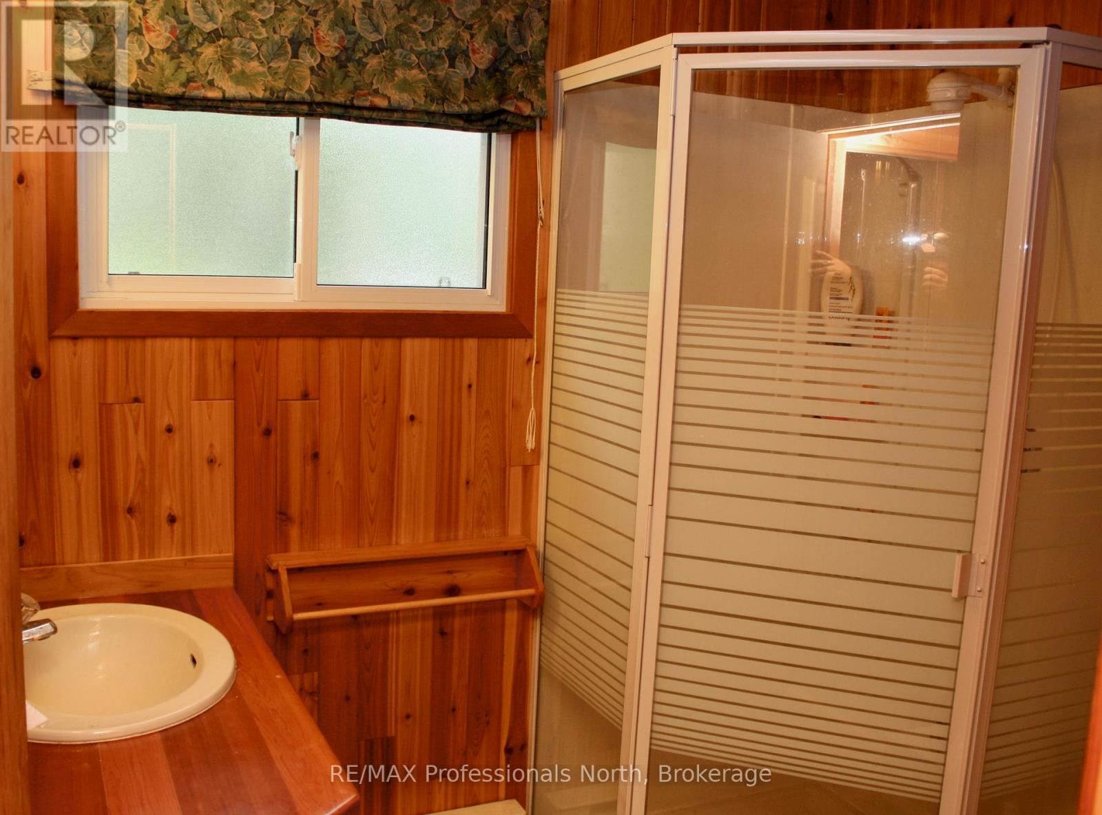 385 Island 38, Havelock-Belmont-Methuen, Ontario  K0L 2H0 - Photo 17 - X12452470