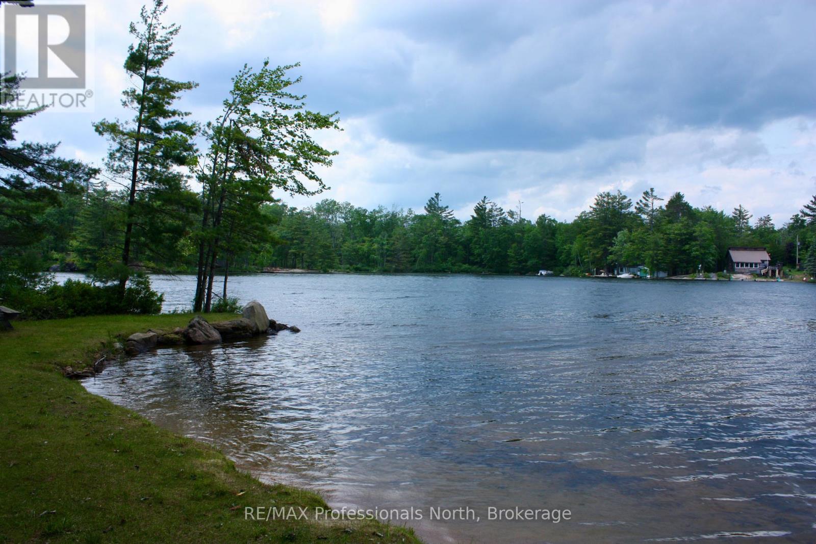 385 Island 38, Havelock-Belmont-Methuen, Ontario  K0L 2H0 - Photo 2 - X12452470