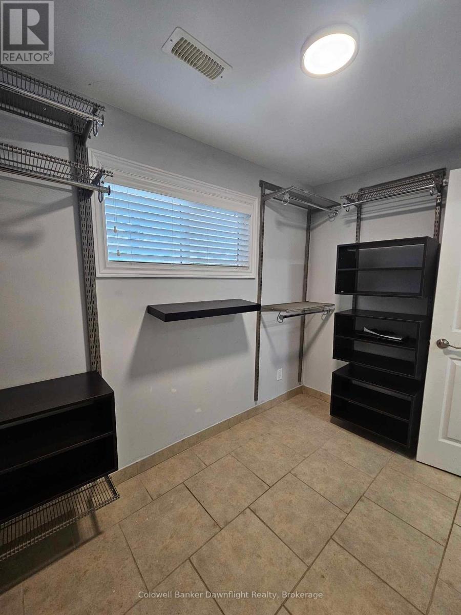 322 William Street, South Huron (Exeter), Ontario  N0M 1S2 - Photo 10 - X12452532
