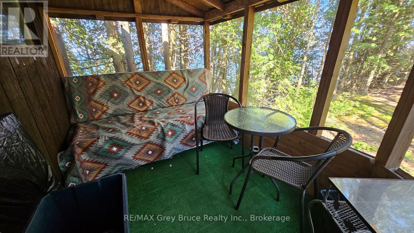 8 Carter Road, Northern Bruce Peninsula, Ontario  N0H 1W0 - Photo 21 - X12452562