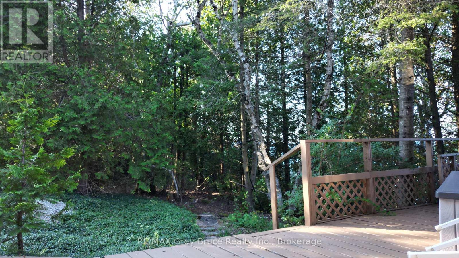 8 Carter Road, Northern Bruce Peninsula, Ontario  N0H 1W0 - Photo 29 - X12452562