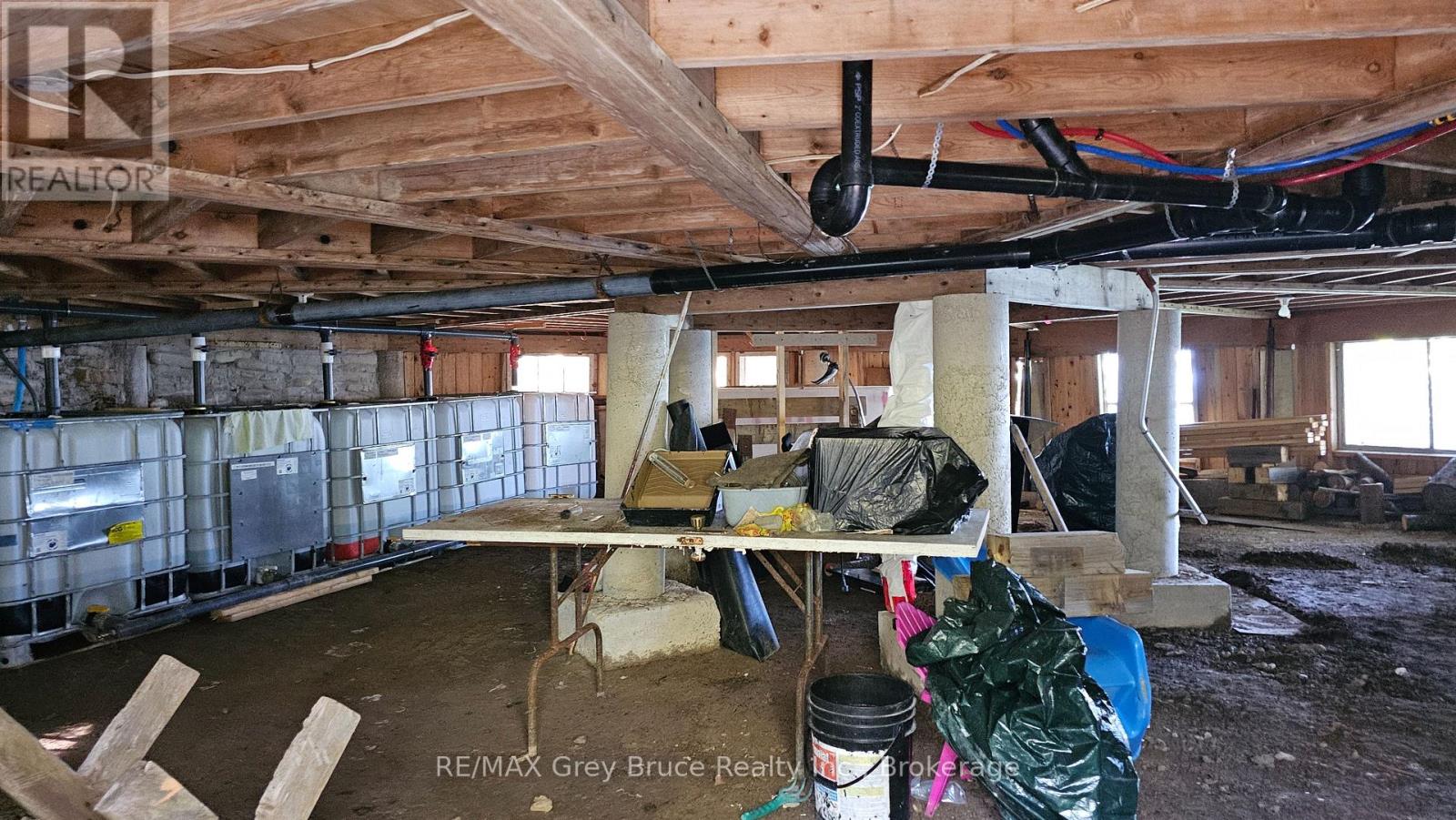 8 Carter Road, Northern Bruce Peninsula, Ontario  N0H 1W0 - Photo 38 - X12452562