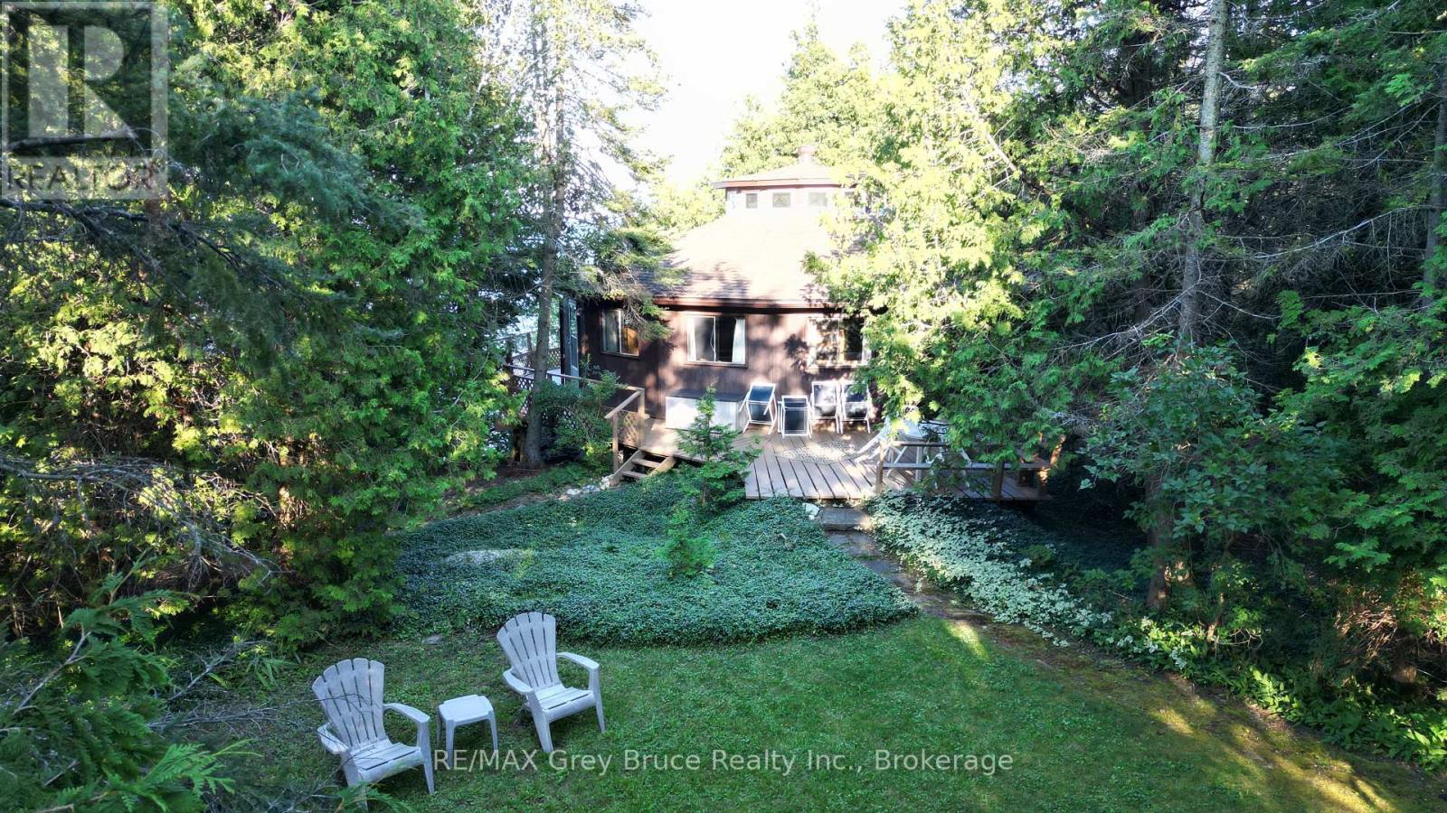 8 Carter Road, Northern Bruce Peninsula, Ontario  N0H 1W0 - Photo 40 - X12452562